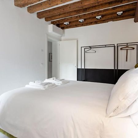 Dimora San Lorenzo Luxury Apartment Венеция Экстерьер фото